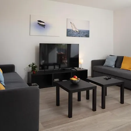 Tisa Holiday home